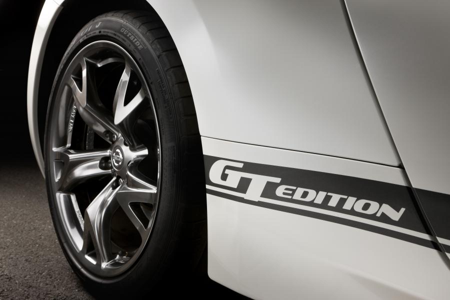  Nissan 370Z GT Edition 2011 года  (фото 14 из 36)